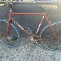 Bici da corsa legnano