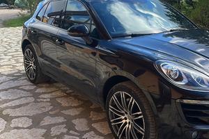 Porsche macan s