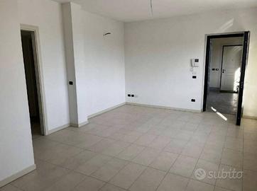 Immobile in asta di 101 m² con 3 locali e box auto