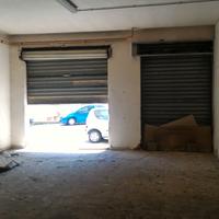 Ampio magazzino frazionabile in via Mario Gori