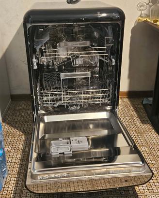 Lavastoviglie SMEG 50's Style LVFABBL3