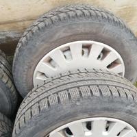 Gomme auto + cerchi