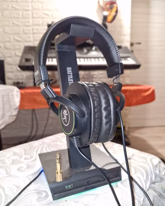 cuffie professionali MACKIE mc 100