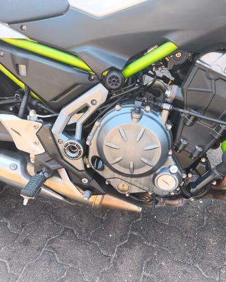 Moto Kawasaki z650