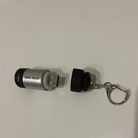 Mini torcia portachiavi ricaricabile USB