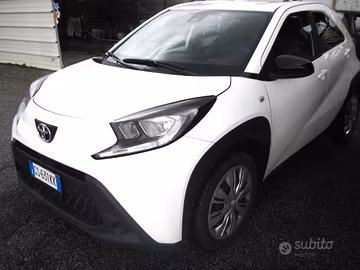 Toyota Aygo X 1.0 VVT-i 72 CV 5 porte Active S-CVT