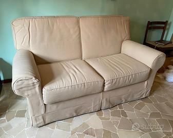 Divano + Poltrona 150 €