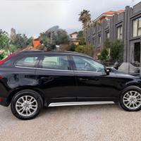 VOLVO XC60  2.4 d4 (d3) Momentum 4WD
