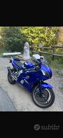 Yamaha R6 del 2000