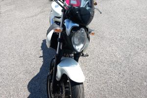 Suzuki SFV Gladius 650 - 2009