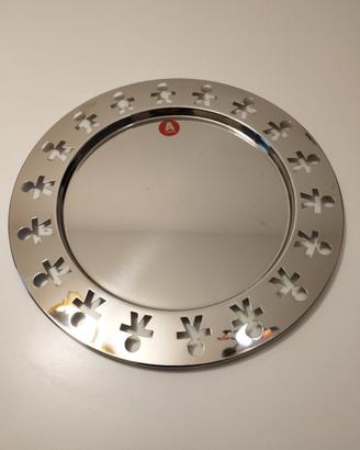 Piatto in acciaio di Alessi