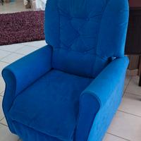 poltrona massaggiante e reclinabile e alza persona