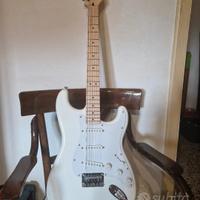 Chitarra Elettrica Fender Stratocaster Bianca 