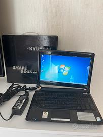 Netbook Hyundai Smart Book 901 mini notebook