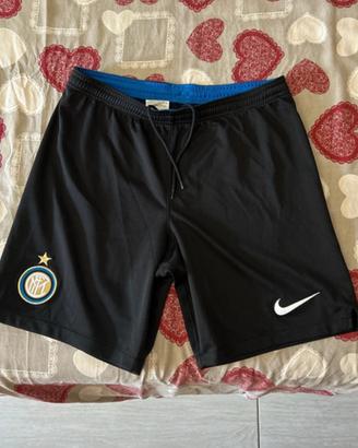 Pantaloncini inter