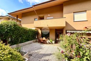VILLA A SCHIERA A BUTTIGLIERA ALTA