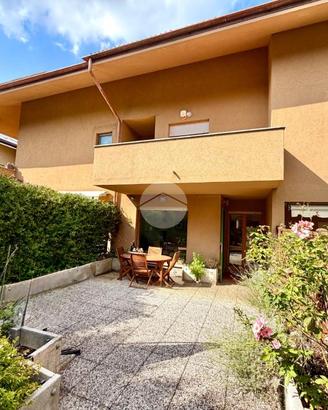 VILLA A SCHIERA A BUTTIGLIERA ALTA