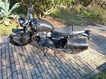 Triumph Street Twin 900