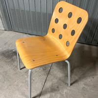 Sedia IKEA vintage in legno curvato con schienale 