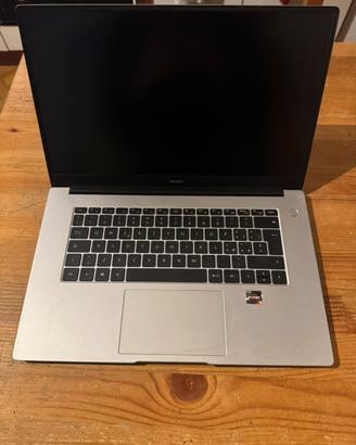 Huawei MateBook D 15 – Ryzen 5
