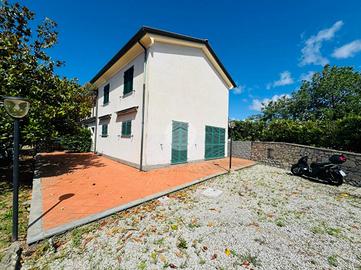 VILLA SINGOLA A SESTRI LEVANTE