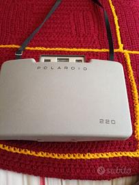 Polaroid automatic 220