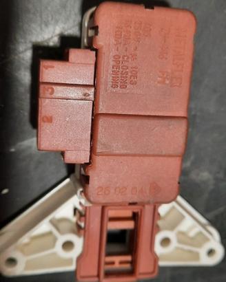 Elettroserratura lavatrice