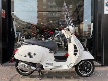 VESPA - GTS 300 Bianca - 2020