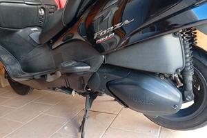 Honda Forza 250