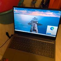 Pc portatile lenovo amd Ryzen 7 ssd