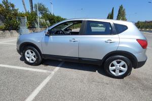 Nissan Qashqai 2000 cc GPL