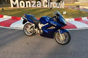 Honda VFR 800 V-tech 
