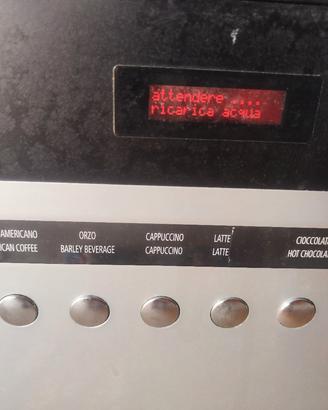 Macchina automatica per bevande liofilizzate 