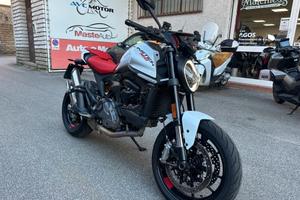 Ducati Monster 937 04/24 KM.6020 UNIPRO.