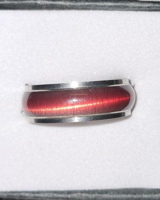 Anello in acciaio inox con inserto rosso