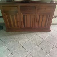 Mobile da sala in legno massiccio