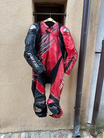 Tuta dainese 52