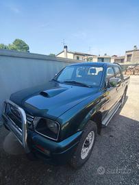 Mitsubishi l200 2.5 TDI 