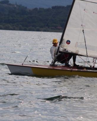 Barca a vela deriva CONTENDER + carrello stradale