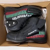 Scarpe stylmartin per minimoto n32 usate 2 volte.