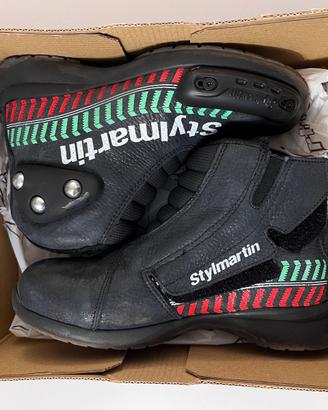 Scarpe stylmartin per minimoto n32 usate 2 volte.