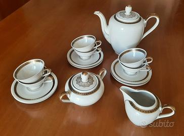 Servizio da caffè vintage in porcellana