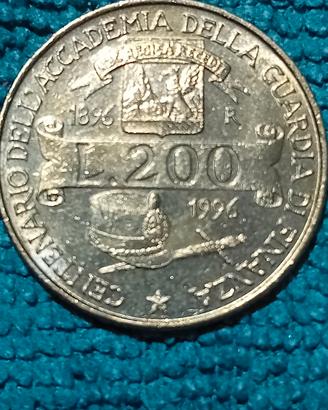 200 lire guardia di finanza e arma dei carabinieri