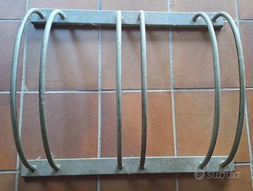portabici a rastrelliera