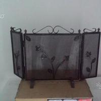 Parascintille e Griglia barbecue usate per Camino