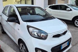 Kia picanto neopatentati 