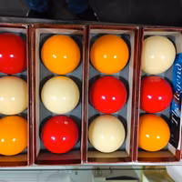 Set professionale palle da biliardo Aramith – 4 co