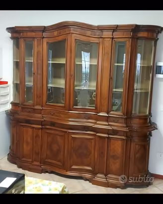 VETRINA/CREDENZA IN NOCE .250 cm