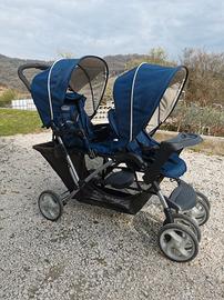 Passeggino gemellare/fratellare