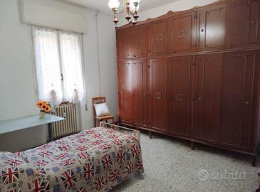 Singola a Donna Lavoratrice